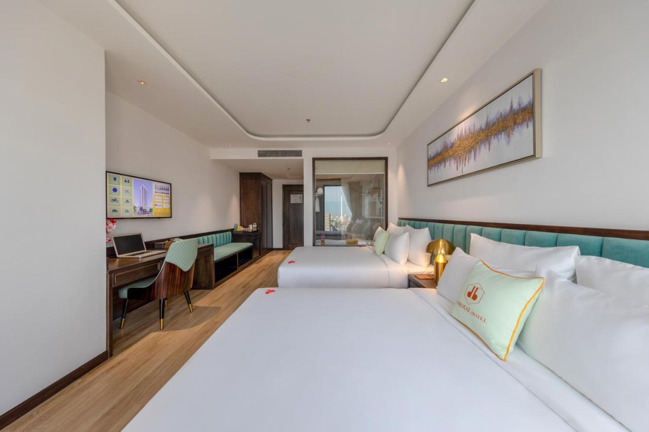 Cordial Grand Hotel Da Nang Beach - Infinity Rooftop Pool Екстериор снимка