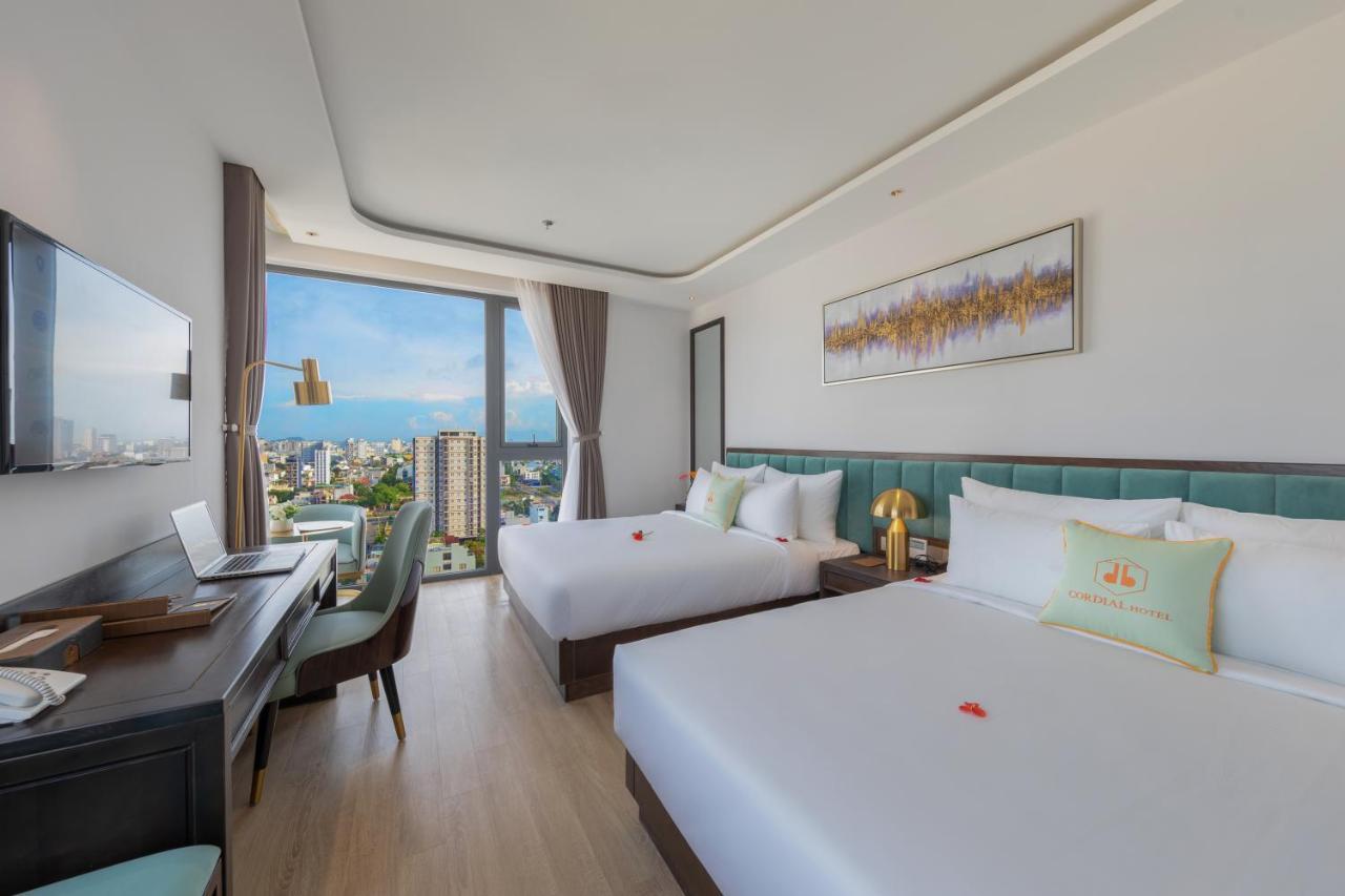 Cordial Grand Hotel Da Nang Beach - Infinity Rooftop Pool Екстериор снимка