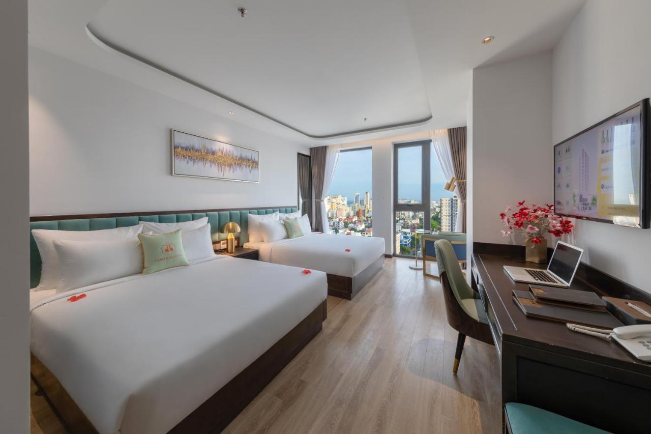 Cordial Grand Hotel Da Nang Beach - Infinity Rooftop Pool Екстериор снимка