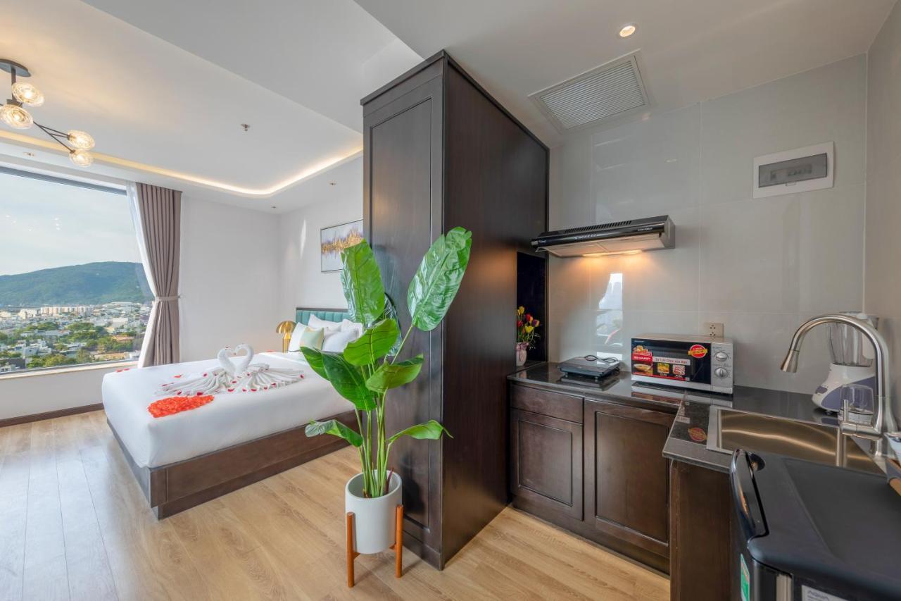 Cordial Grand Hotel Da Nang Beach - Infinity Rooftop Pool Екстериор снимка