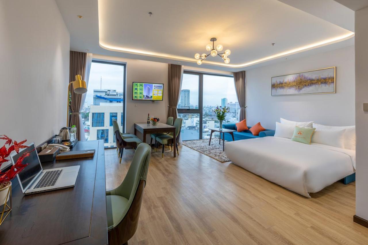 Cordial Grand Hotel Da Nang Beach - Infinity Rooftop Pool Екстериор снимка