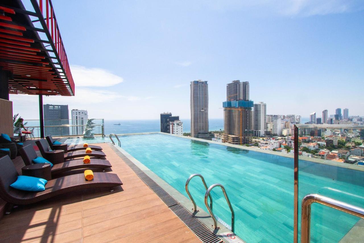 Cordial Grand Hotel Da Nang Beach - Infinity Rooftop Pool Екстериор снимка