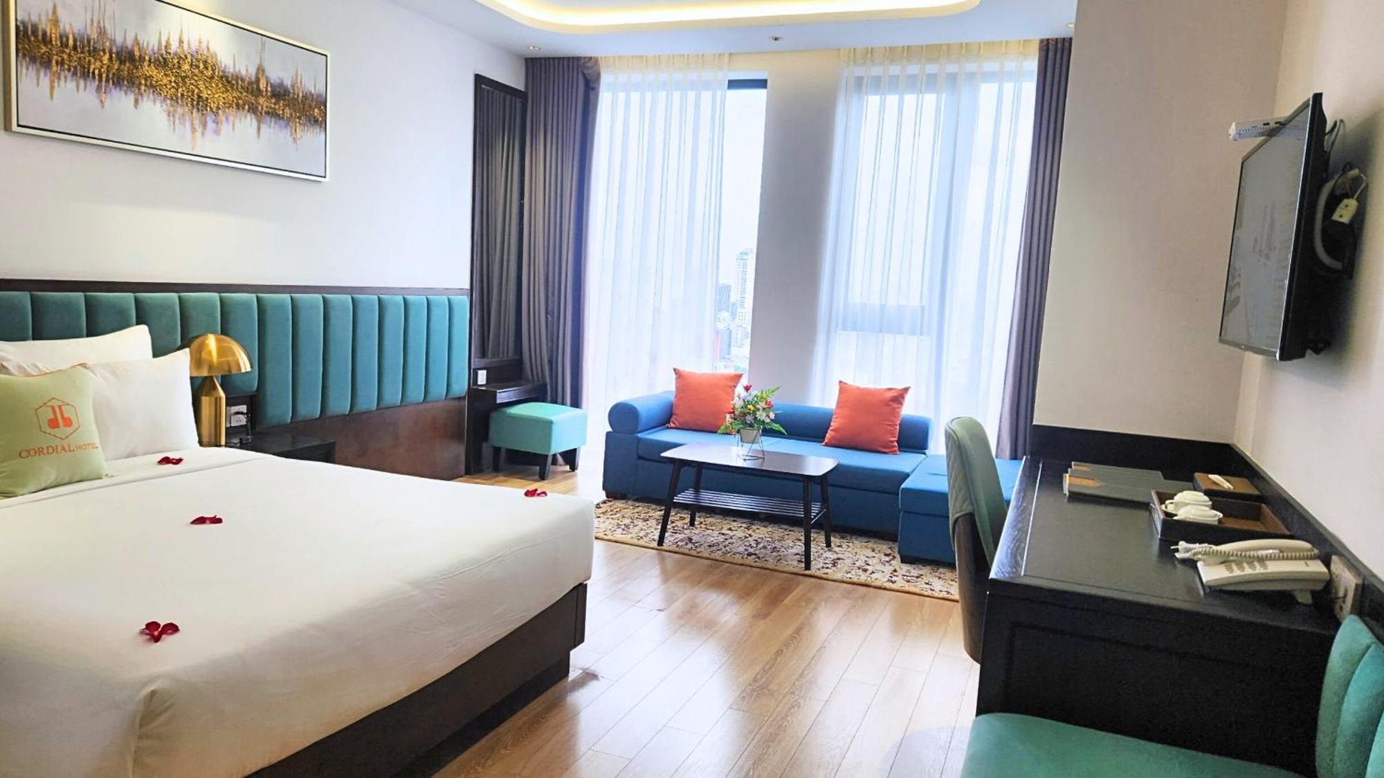 Cordial Grand Hotel Da Nang Beach - Infinity Rooftop Pool Екстериор снимка